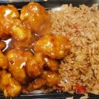 Best General Tso's Chicken (Dinner Combo) in Manchester, CT