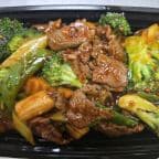 Best Beef w. Garlic Sauce in Manchester, CT